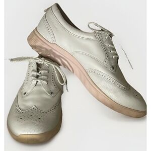 ECCO HydroMax White Leather Wingtip Golf Shoes Pink Sole Women's 6 Extra Width